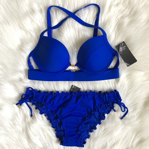 Abercrombie & Fitch Other - Push Up Plunge Ruffle Bikini